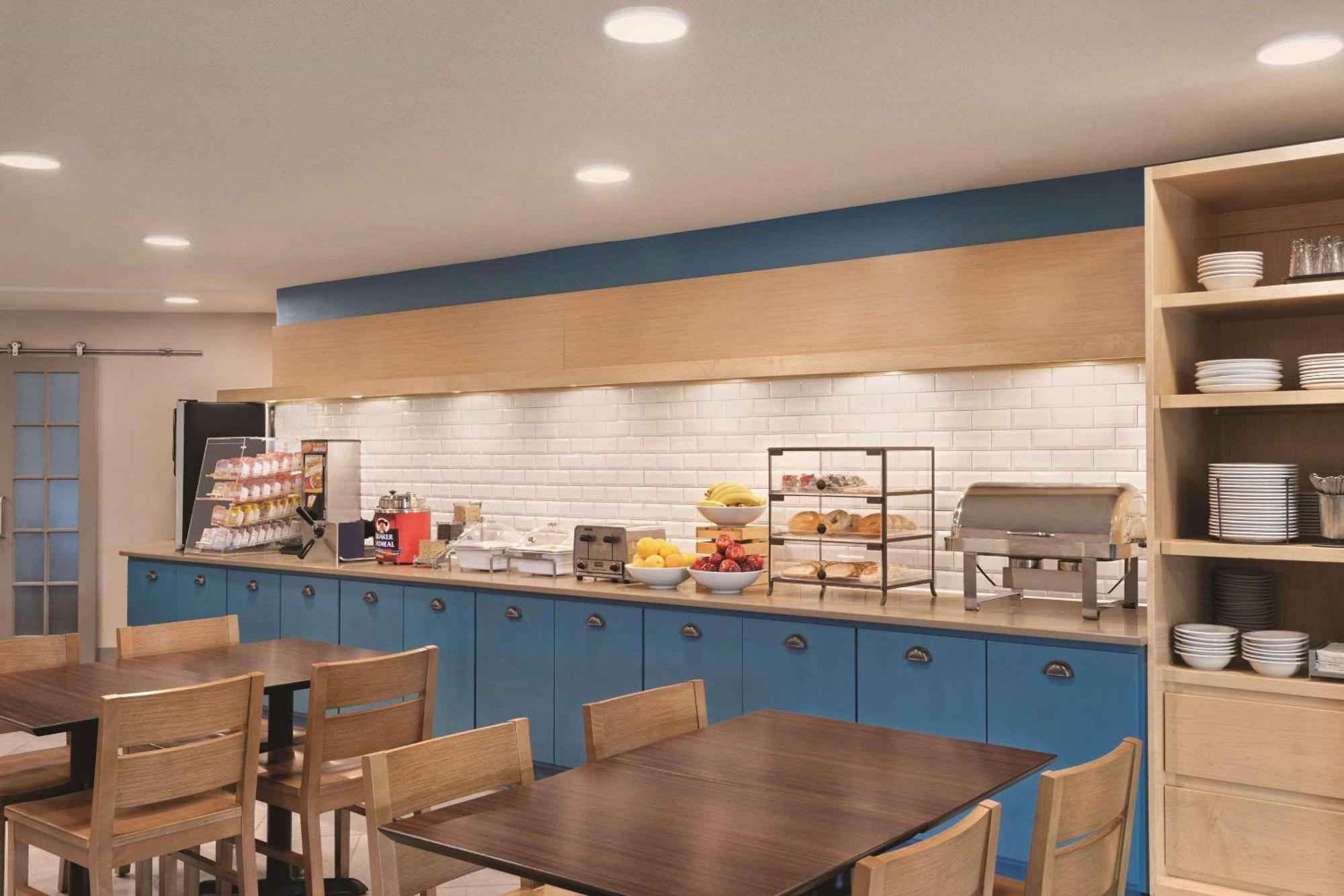 Country Inn & Suites By Radisson, Northfield, Mn Exteriör bild