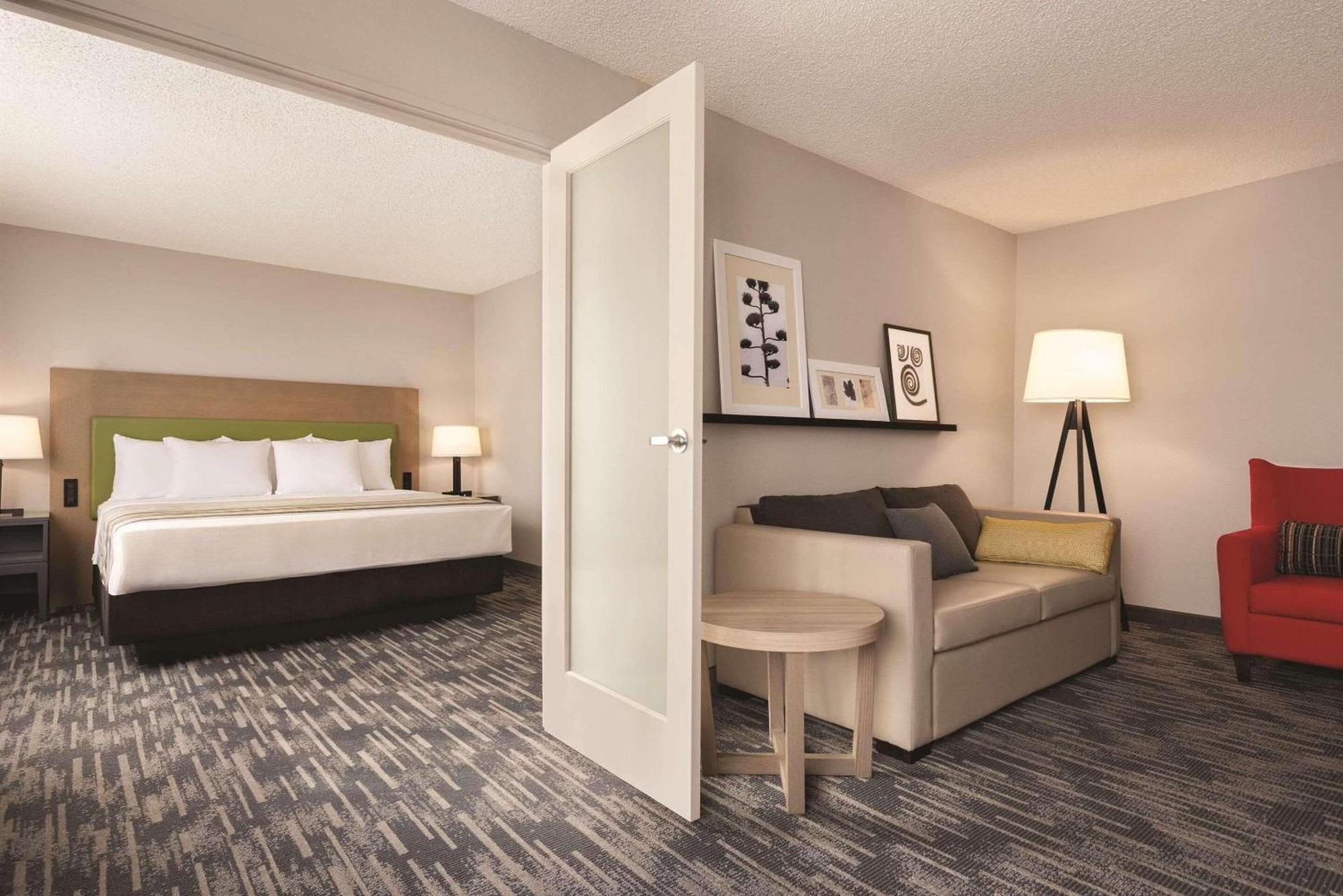 Country Inn & Suites By Radisson, Northfield, Mn Exteriör bild