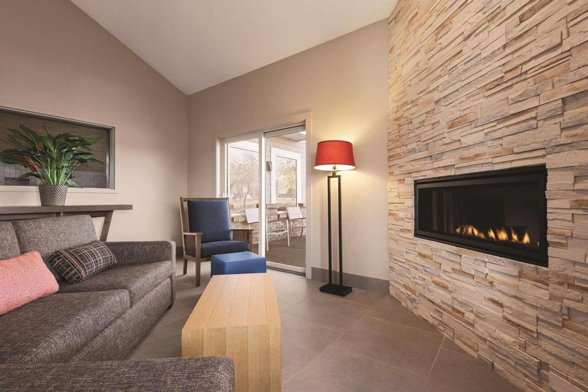 Country Inn & Suites By Radisson, Northfield, Mn Exteriör bild
